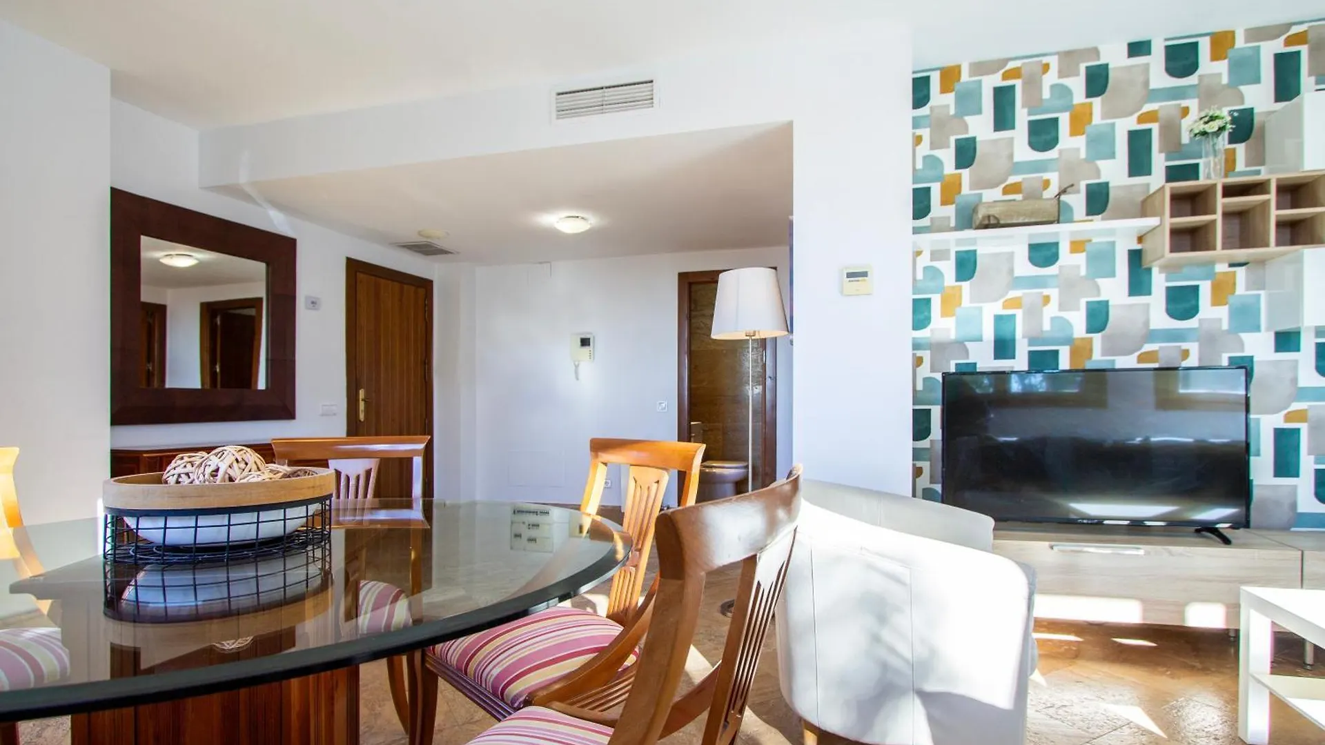 Apartamentos Villablino Arturo Soria Madrid