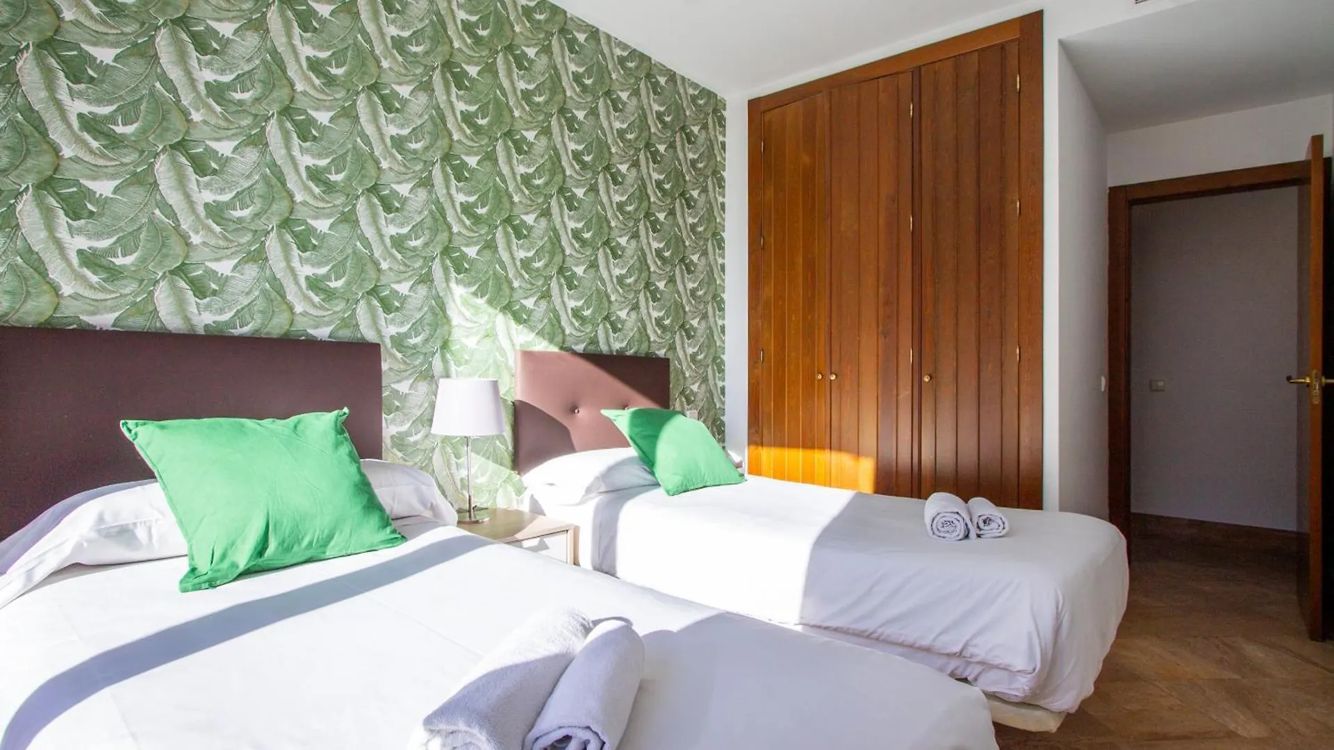 Apartamentos Villablino Arturo Soria Madrid