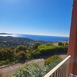 Vue 4 A 6 Personnes , Cavalaire-sur-Mer France
